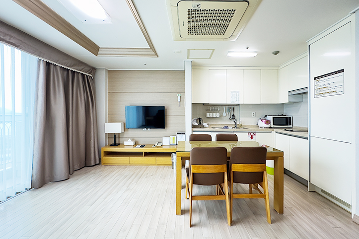 room-card-img-0